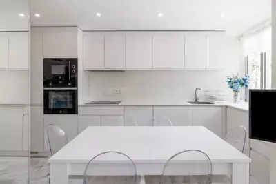 Middle Floor Apartment in Nueva Andalucía