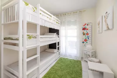 Middle Floor Apartment in Nueva Andalucía