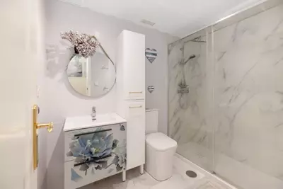 Middle Floor Apartment in Nueva Andalucía