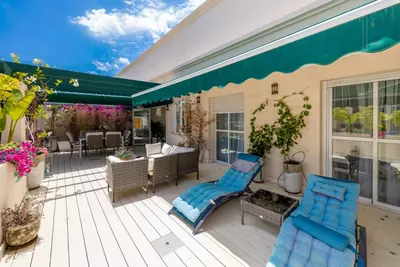 Middle Floor Apartment in Nueva Andalucía