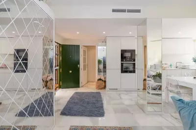 Middle Floor Apartment in Nueva Andalucía