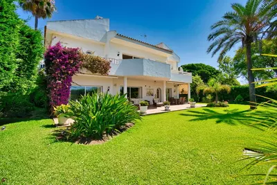 Detached Villa in Marbella