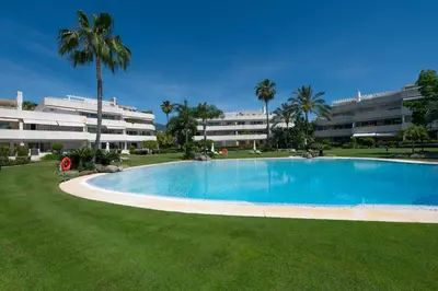 Penthouse in Nueva Andalucía