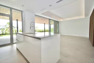 Ground Floor Apartment in Marbella