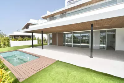 Ground Floor Apartment in Marbella