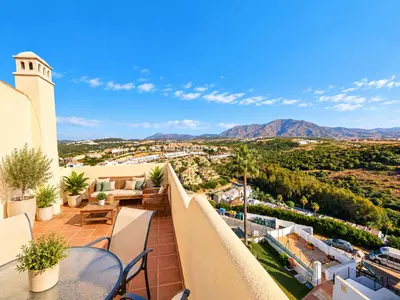 Penthouse in Casares Playa