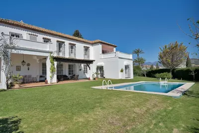Detached Villa in Puerto Banús