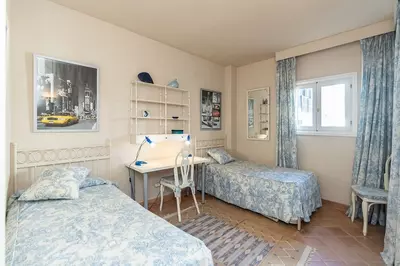 Middle Floor Apartment in Elviria