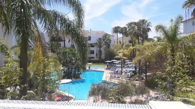 Middle Floor Apartment in Elviria