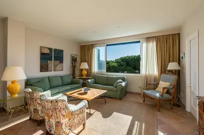 Middle Floor Apartment in Elviria