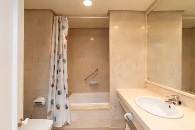 Middle Floor Apartment in Elviria