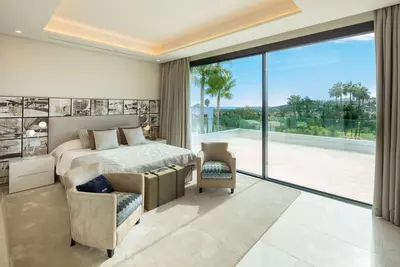 Detached Villa in Nueva Andalucía