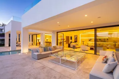 Detached Villa in Nueva Andalucía