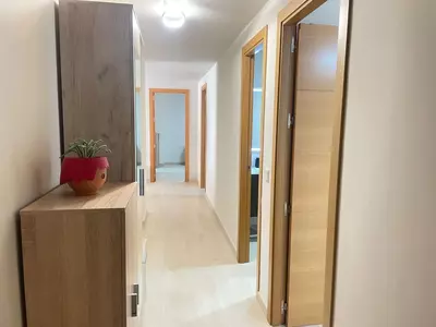 Middle Floor Apartment in Estepona