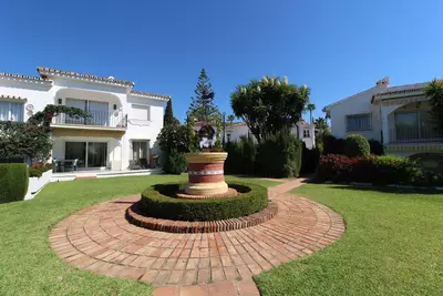 Ground Floor Apartment in El Paraiso