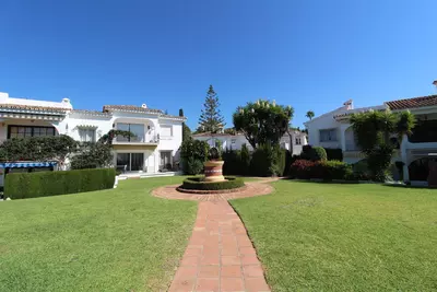 Ground Floor Apartment in El Paraiso