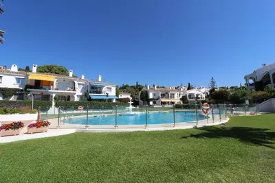 Ground Floor Apartment in El Paraiso