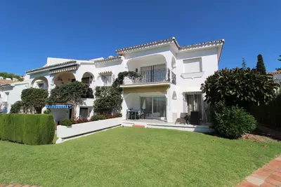 Ground Floor Apartment in El Paraiso