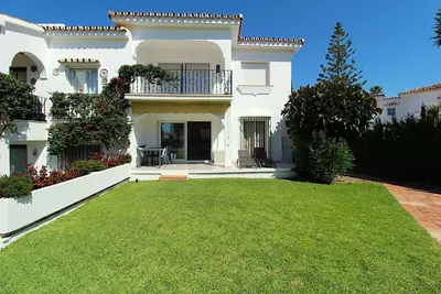 Ground Floor Apartment in El Paraiso