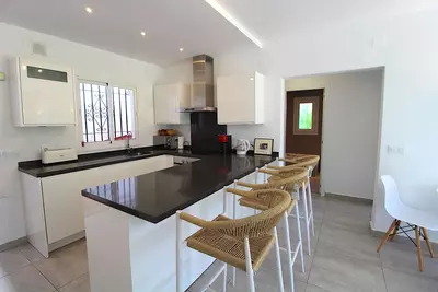 Ground Floor Apartment in El Paraiso