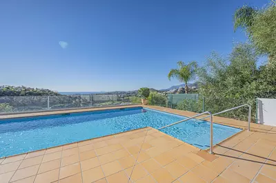 Ground Floor Apartment in Benahavís