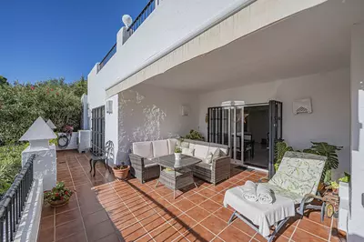 Ground Floor Apartment in Benahavís