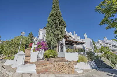 Ground Floor Apartment in Benahavís