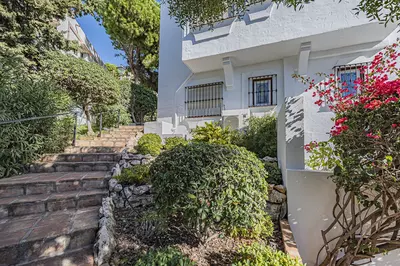 Ground Floor Apartment in Benahavís