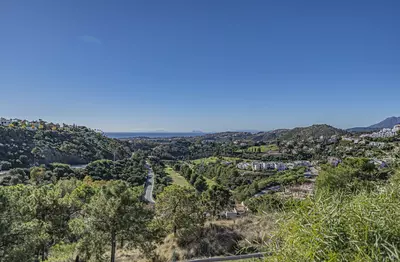 Ground Floor Apartment in Benahavís