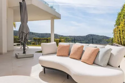 Duplex in Benahavís
