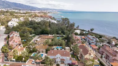 Semi-Detached House in Puerto Banús