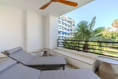 Middle Floor Apartment in Puerto Banús