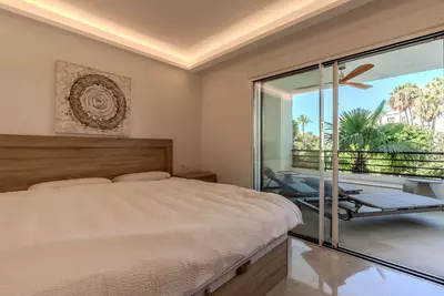 Middle Floor Apartment in Puerto Banús