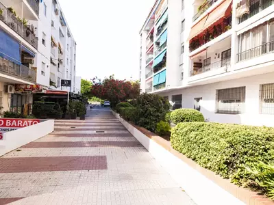 Middle Floor Apartment in Marbella