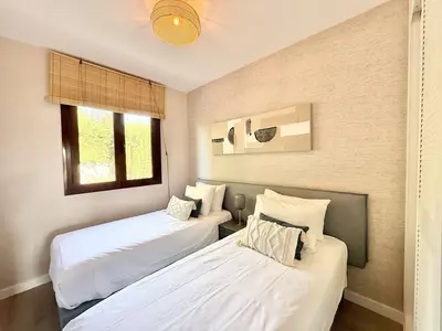 Middle Floor Apartment in Benahavís