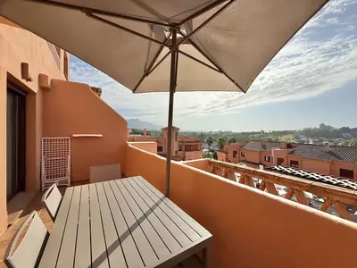 Middle Floor Apartment in Benahavís