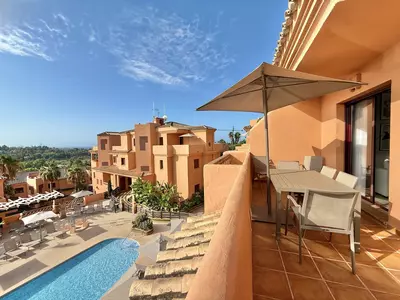 Middle Floor Apartment in Benahavís