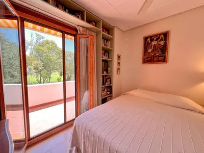 Middle Floor Apartment in Nueva Andalucía
