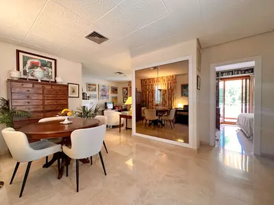 Middle Floor Apartment in Nueva Andalucía
