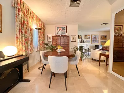 Middle Floor Apartment in Nueva Andalucía