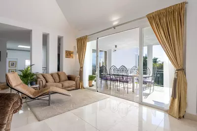 Detached Villa in El Rosario