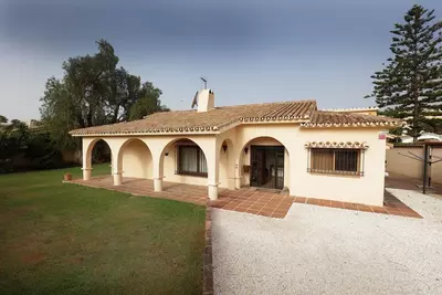 Detached Villa in Atalaya