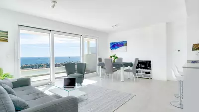 Penthouse in Casares Playa
