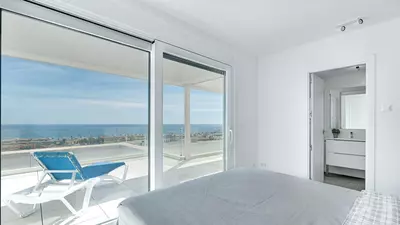 Penthouse in Casares Playa