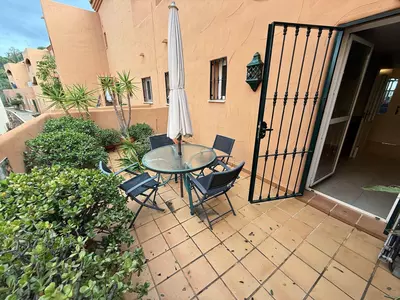 Middle Floor Apartment in Elviria