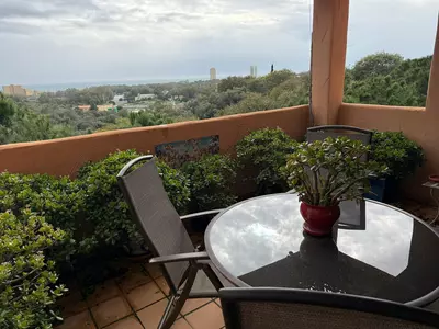 Middle Floor Apartment in Elviria