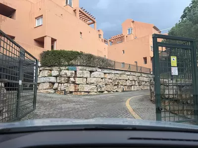 Middle Floor Apartment in Elviria