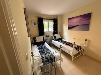 Middle Floor Apartment in Elviria