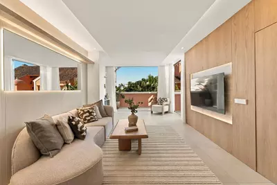 Penthouse Duplex in Nueva Andalucía