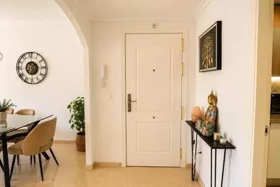 Middle Floor Apartment in Elviria